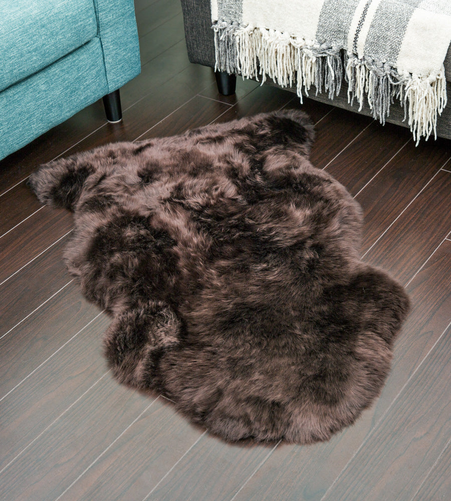 Single Sheepskin Rug Sheepskin Rugs | Single Pelt Shearling Rugs from SheepskinShop.com ...