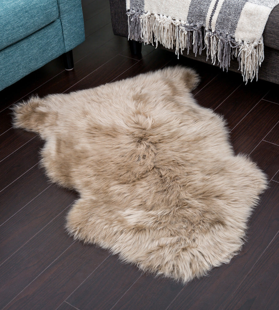 Single Sheepskin Rug Sheepskin Rugs | Single Pelt Shearling Rugs from SheepskinShop.com ...