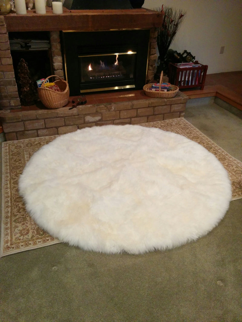 Circular Ivory Sheepskin (3ft or 6ft)